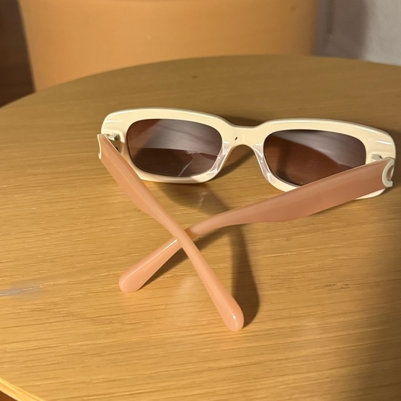 Linda Farrow x COS Rectangle Acetate Sunglasses - Picture 6 of 6